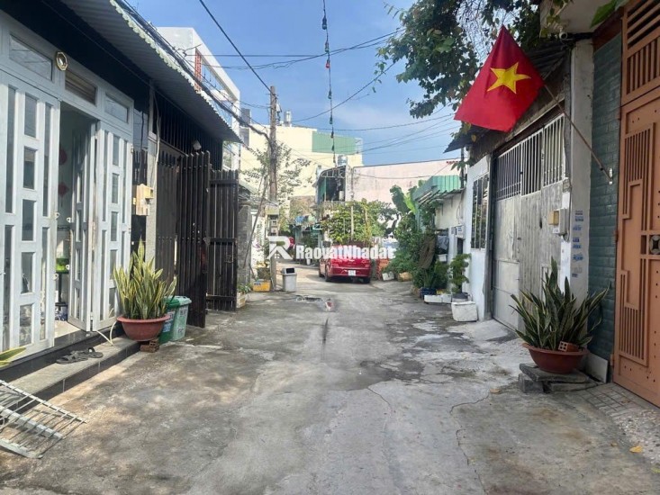 CHÍNH CHỦ – NHÀ ĐẸP 4 TẦNG – HẺM   – Q12,Sổ hồng riêng – Pháp lý chuẩn – Dọn vào ở ngay