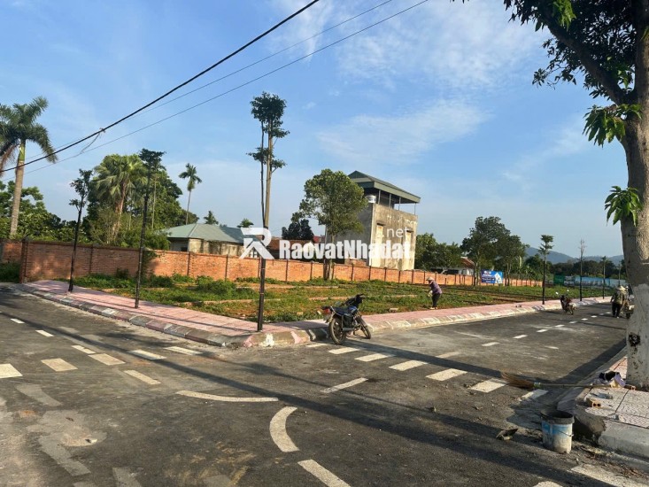Chính chủ bán lô đất nền Hòa Lạc(khu đất nằm trong lõi của khu đô thị vệ tinh Hòa Lạc)