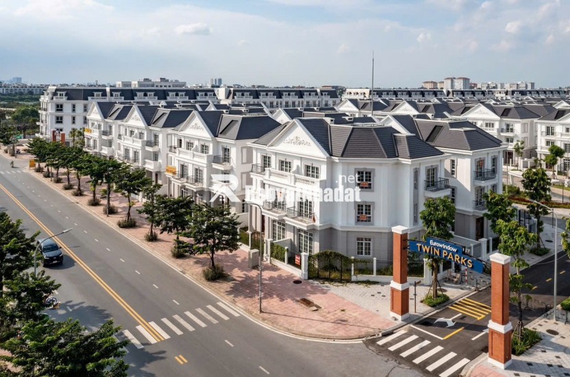 Bán suất ngoại giao liền kề Eurowindow Twin Parks Gia Lâm view công viên