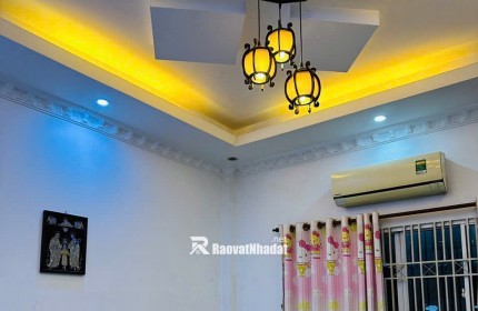 Bán HXH Đường Cách Mạng Tháng Tám, P.5, Tân Bình, 3.7m x 13.5m, 10.7 Tỷ