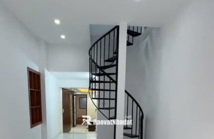 Bán nhà mặt ngõ kinh doanh Hà Nội. Ngõ 67 Thái Thịnh.
