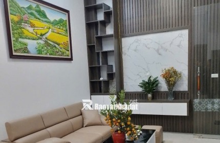 Bán nhà Quang Trung Hà Đông, sát ga tàu điện, vị trí tiềm năng, diện tích 54m chỉ 6.xt