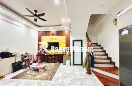 Bán nhà phố Kim Ngưu, quận Hai Bà Trưng, cách đường ô tô chỉ 10m, kinh doanh online, 9.2 tỷ