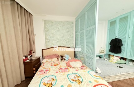 Chính chủ bán nhà ngõ 90 Đội Cấn 32m2 4 tầng 4.38 tỷ Ba Đình