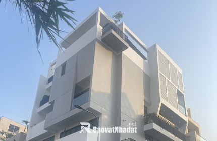 Chỉ 390 tr/m2 mặt tiền Hai Bà Trưng, Quận 1. DT  9 x 21m = 180m2 = 4T. HĐT = 170tr/th