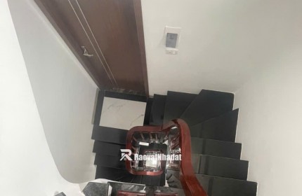 BÁN NHÀ RIÊNG TẠI ĐỒNG MAI - 5 TỶ - Ô TÔ ĐỖ DỪNG TRƯỚC NHÀ