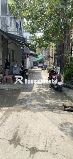 Bán nhà 2MT HXH Dương Quảng Hàm, P. 5, 4x20m, 4 tầng, chỉ 9.8 tỷ