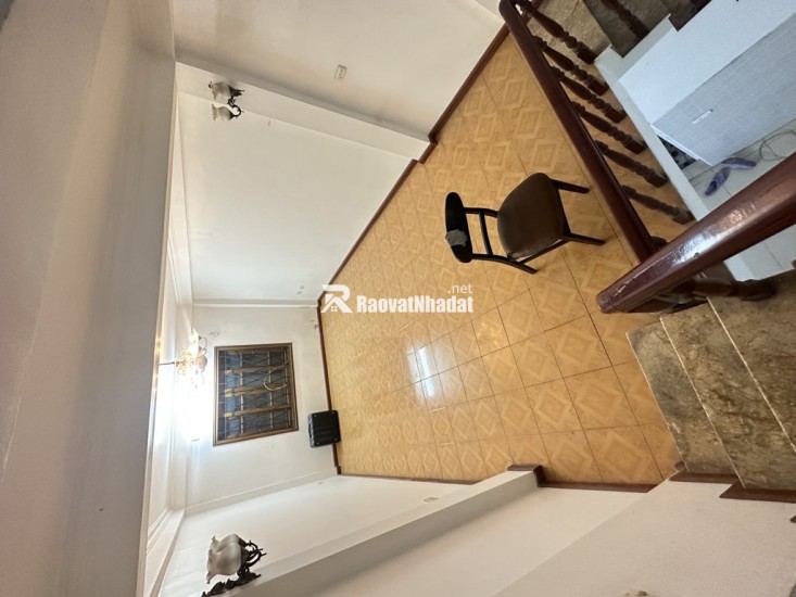 NHÀ DÂN XÂY KCBT CHẮC CHẮN - 15M RA Ô TÔ TRÁNH - NGÕ THÔNG PHÂN LÔ NGUYÊN HỒNG, VŨ NGỌC PHAN