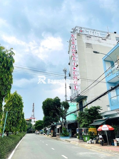 Giảm 1,5 tỷ còn 60.4tr/m2, bán gấp MTKD kế Đại Lộ 2, ngang 6,2m, 230m2