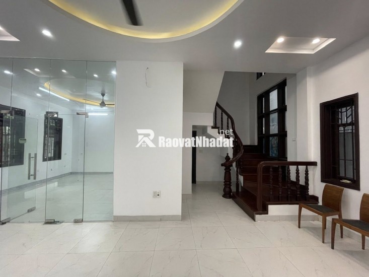 Chính chủ bán biệt thự lô góc khu nhà ở 18-4 Thanh Bình Mỗ Lao DT 165m2 x 3 tầng giá 31.9 tỷ