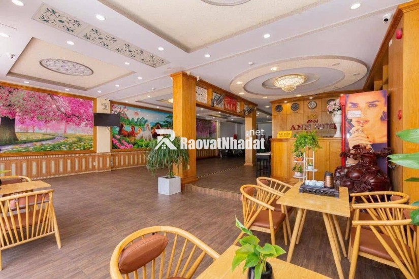Bán nhà mặt phố Phan Chu Trinh, Vũng Tàu, diện tích 180m2, giá 23 tỷ, sổ hồng. Liên hệ: 0797922499.