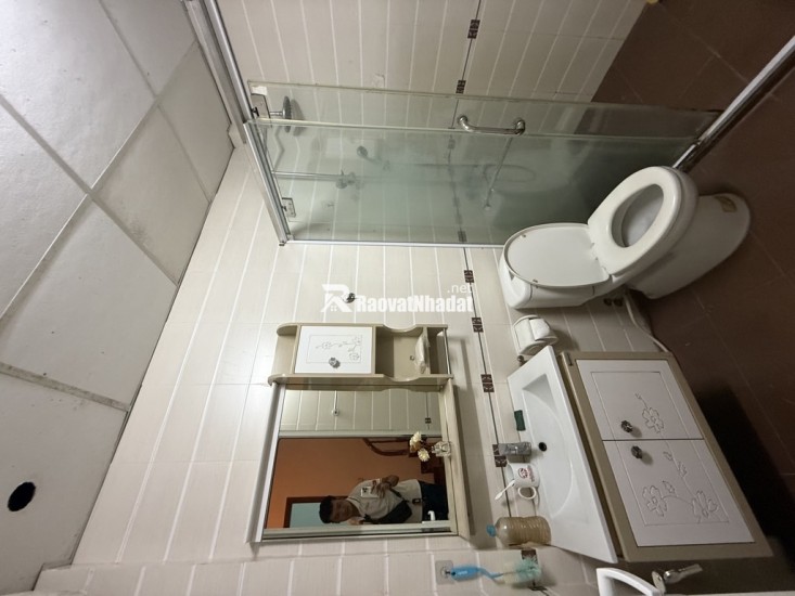 TT CẦU GIẤY QUẬN..!  LÔ GÓC - KINH DOANH - ÁP SÁT MẶT PHỐ - NHÀ ĐẸP MẶT TIỀN RỘNG ĐẸP - ĐẤT NỞ HẬU - VIEW TÀU ĐIỆN