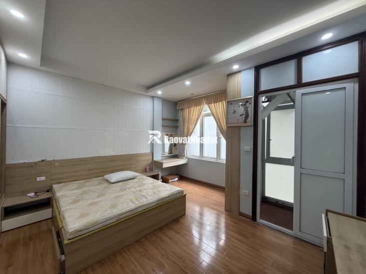 TT CẦU GIẤY QUẬN..!  LÔ GÓC - KINH DOANH - ÁP SÁT MẶT PHỐ - NHÀ ĐẸP MẶT TIỀN RỘNG ĐẸP - ĐẤT NỞ HẬU - VIEW TÀU ĐIỆN