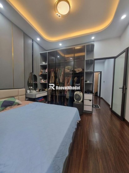7,850 TỶ-NHÀ ĐẸP Ở NGAY-NGÕ THÔNG-3 NHÀ RA Ô TÔ-THIẾT KẾ THÔNG MINH-ĐẦY ĐỦ CÔNG NĂNG