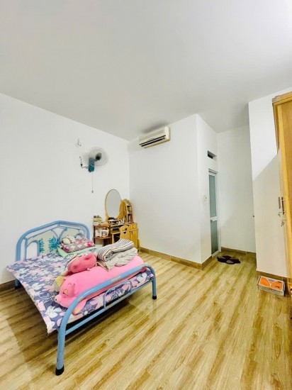 TÂN HƯƠNG - TÂN QUÝ - TÂN PHÚ - 61M2 (4x15) 4 TẦNG - NGAY CHỢ TÂN HƯƠNG - HẺM 8M XE ÔTÔ NGỦ NHÀ - NHỈNH 8 TỶ CÒN TL