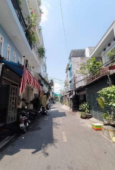TÂN KỲ TÂN QUÝ - TÂN PHÚ - 64M2 (4,6x14) 4 TẦNG - HẺM XE TẢI TRÁNH - GẦN MẶT TIỀN - NGANG 4,5M - NGAY TT THƯƠNG MẠI SIÊU THỊ AEON SẦM UẤT - GIÁP Q.TÂN BÌNH 5P - CHỈ 7,3 TỶ CÒN TL