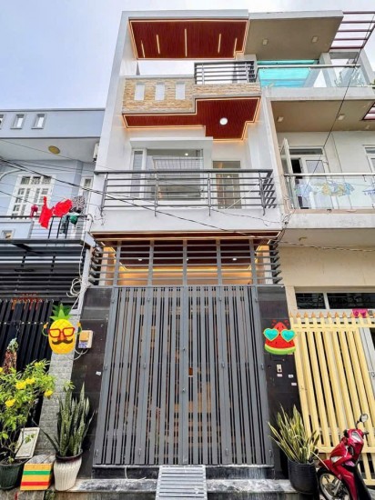 LIÊN KHU 1-6  - BÌNH TRỊ ĐÔNG - BÌNH TÂN - 56M2 (4x14) NHÀ 3 TẦNG KIÊN CỐ - HẺM ÔTÔ 7M VIVU - KHU VIP AN NINH - MUA BÁN SẦM UẤT - SỔ VUÔNG VỨC - CHỈ 5 TỶ 530 CÒN TL