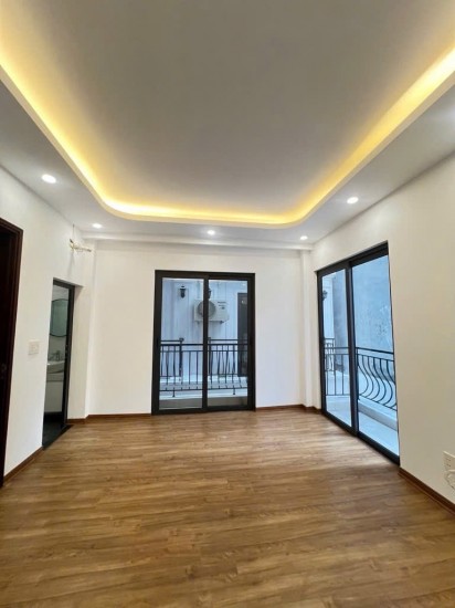 Bán nhà Xuân Đỉnh 35m, 5 tầng. Mặt tiền 6,7m, đường vào 3m cực hiếm!