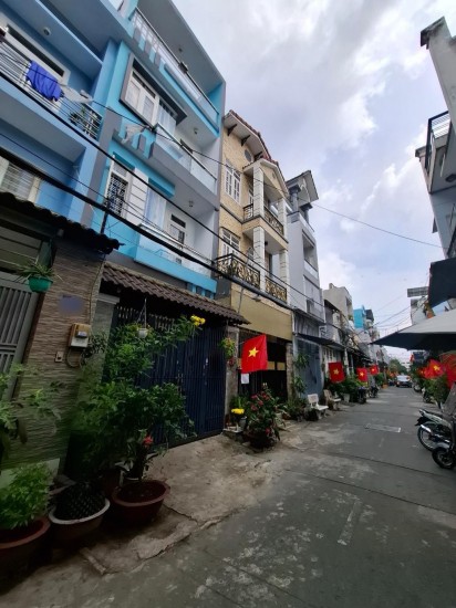 Bình Tân, Lê Văn Quới Ngay Chợ KD Mua Bán Sầm Uất, DT 56m2 (4x14m) 4 Tầng, Hẻm Xe Ôtô, Nhỉnh 6 Tỷ Còn TL