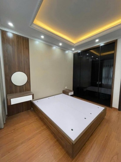 MẶT NGÕ RỘNG - CÁCH MẶT PHỐ 50M THÔNG VÕNG THỊ, 5 Phút Ra Hồ Tây