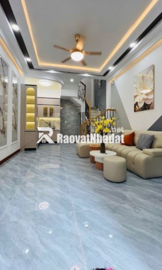 ĐIỆN BIÊN PHỦ, QUẬN 10 - NHÀ MỚI VÀO Ở NGAY -  - DTST 100M2 - 3 TẦNG BTCT - CHỈ 6.9 TỶ TL