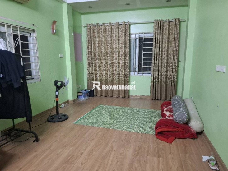 NHÀ NHỎ- MẶT NGÕ THÔNG- LÔ GÓC- KINH DOANH- XE 5 TẠ LÙI CỬA