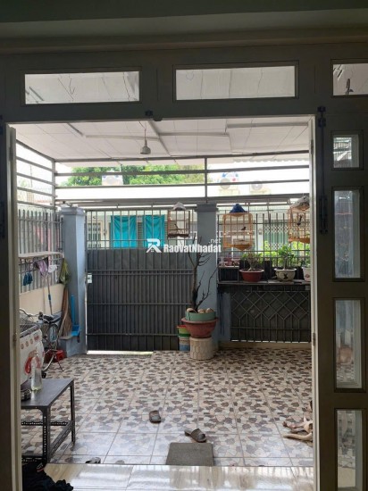 MT LÔ GÓC KO LG HÔNG - NỞ HẬU ĐẸP - CHÍNH CHỦ TRANG BÌA - 81,6M2 2 Tầng - TIỆN ÍCH BAO QUANH - NHỈNH 6 TỶ