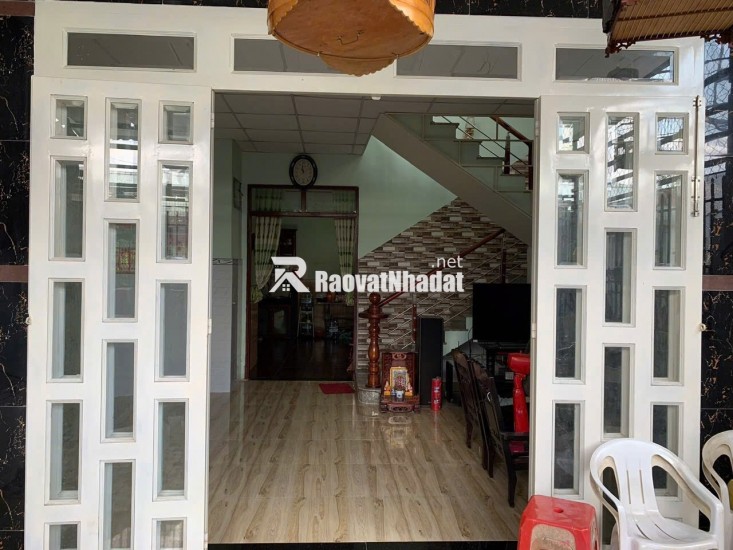 MT LÔ GÓC KO LG HÔNG - NỞ HẬU ĐẸP - CHÍNH CHỦ TRANG BÌA - 81,6M2 2 Tầng - TIỆN ÍCH BAO QUANH - NHỈNH 6 TỶ