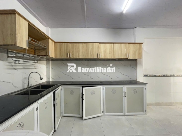 Nhà Cấp 4 Gác Lửng Đẹp– HXH – Gần Nguyễn Ảnh Thủ – Chỉ 3 Tỷ 3x Triệu