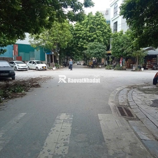NHÀ ĐẸP- GIÁ TỐT - Vị Trí Đắc Địa Tại Khu Đấu Giá Ngõ Cổng Kiến Hưng, Hà Đông DT 50m2x 7T giá 16.3 tỷ