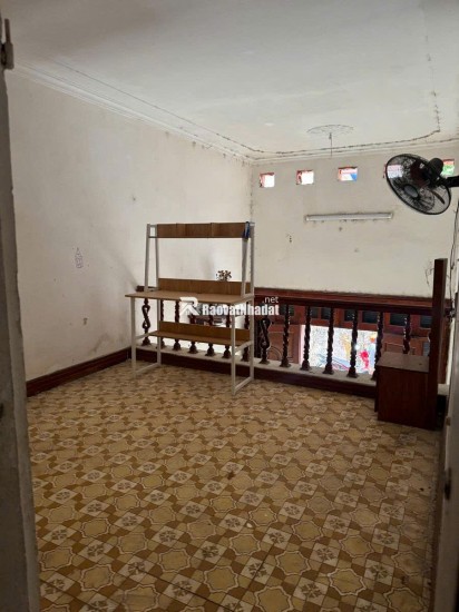 Chính chủ bán nhà mặt phố Yên Phúc Văn Quán Hà Đông diện tích 40m2x 3 tầng cũ giá 8.8 tỷ