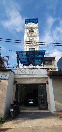 MẶT PHỐ BÁT KHỐI,LONG BIÊN 16tỷ 75m GARA OTO,THANG MÁY,NHÀ DÂN XÂY ĐẸP