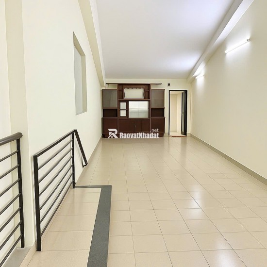 20 Triệu: NGUYÊN CĂN MẶT TIỀN QUẬN 1, CHỢ BẾN THÀNH, NHÀ MỚI 3 TẦNG 3 PHÒNG CÓ NỘI THẤT. 0933910039