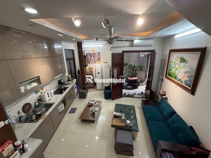 NHÀ ĐẸP - TRUNG TÂM BA ĐÌNH - PHỐ VIP - 6 TẦNG LONG LANH