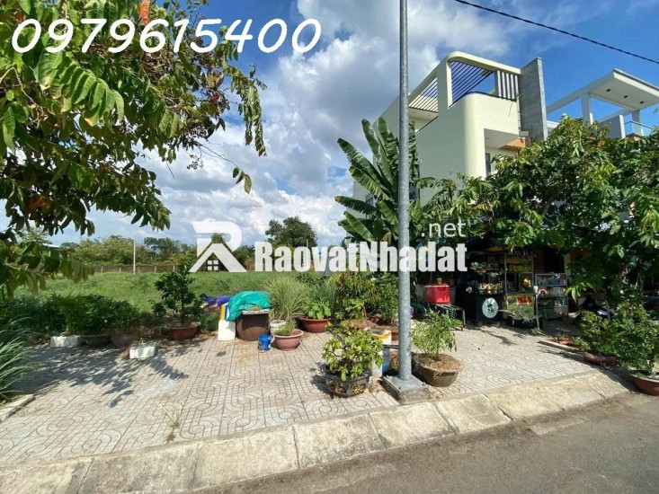 BÁN GẤP ĐẤT THỔ CƯ AN HẠ, BÌNH CHÁNH: SỔ ĐỎ TRAO TAY, DIỆN TÍCH 100M2, GIÁ NHỈNH 2 TỶ - CƠ HỘI VÀNG CHO NHÀ ĐẦU TƯ!