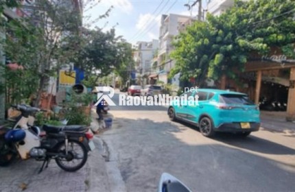Quân chuyên bán nhà TP Thủ Đức giá rẻ