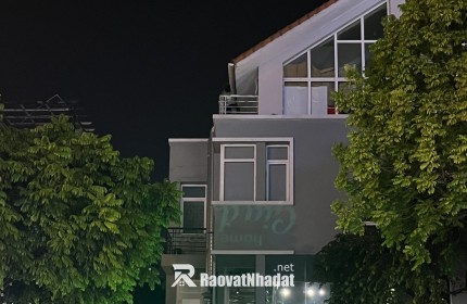 Cho thuê nhà mặt phố Nguyễn Gia Thiều,Hoàn Kiếm 80M2 mặt tiền 9m,giá thuê 35tr/th