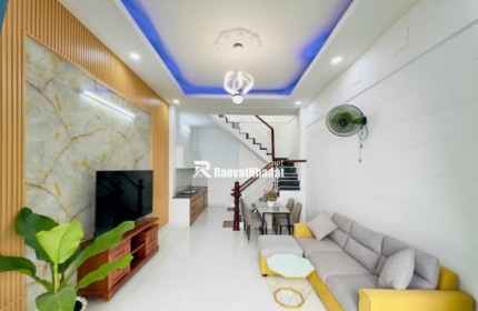 Dịu chuyên bán đẹp hẻm xe hơi giá rẻ Q12