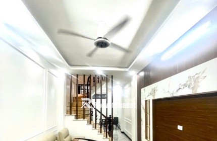 NHÀ CỔ NHUẾ – 55M2 – MẶT TIỀN 5M – GIÁ CHỈ 5 TỶ – SỔ ĐỎ SẴN SÀNG