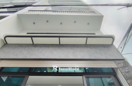 HIẾM - LÕI BỒ ĐỀ - LÔ GÓC - 7 TẦNG THANG MÁY - NGÕ Ô TÔ VF3 - FULL NỘI THẤT - Ở NGAY