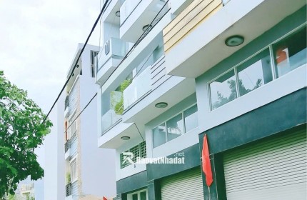 BÁN NHÀ Q10- HẺM 6M THÔNG CMT8- NGANG HƠN 5M- CĂN GÓC 3 TẦNG 3 PHÒNG NGỦ NỘI THẤT SỊN: 11 TỶ NHỈNH