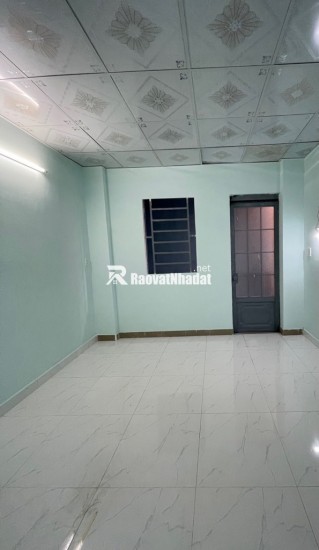 Bán nhà Hồng Lạc, ngay Lạc Long Quân, trung tâm Tân Bình, 24m2 - 2 tầng, chỉ hơn 2 tỷ.