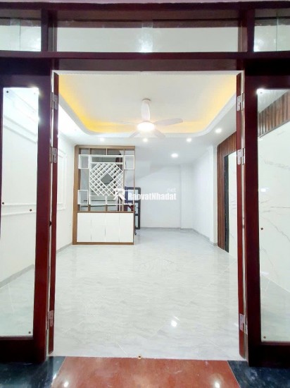 NHÀ ĐẸP MỚI TINH . Cổ Nhuế - Bắc Từ Liêm 35m 6 tầng mặt tiền 4,3m 7,25 tỷ 
sổ đỏ vuông vắn cất két .