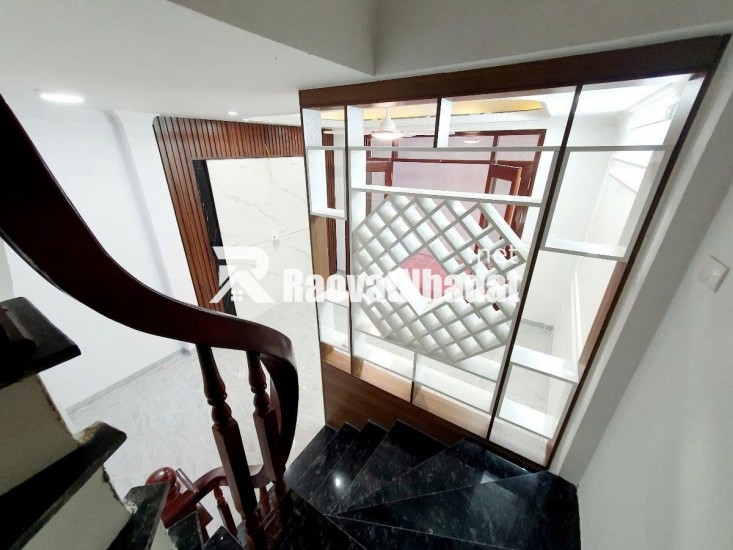 NHÀ ĐẸP MỚI TINH . Cổ Nhuế - Bắc Từ Liêm 35m 6 tầng mặt tiền 4,3m 7,25 tỷ 
sổ đỏ vuông vắn cất két .