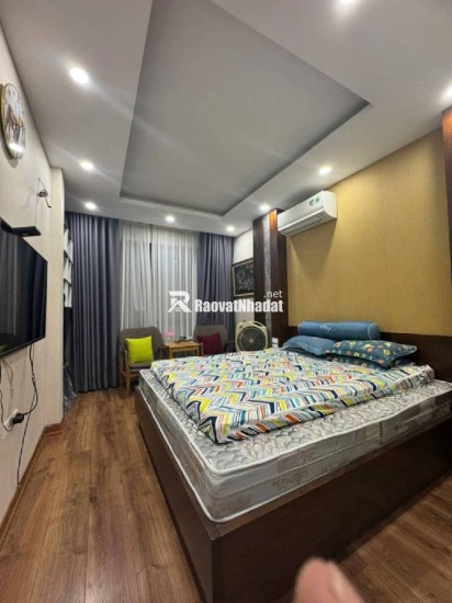 PHÂN LÔ Ô TÔ TRÁNH ĐỖ TRƯỚC CỬA - NHÀ MỚI ĐẸP DÂN XÂY - TẶNG FULL NỘI THẤT ĐẸP KHÁCH CHỈ CẦN XÁCH VALI VÀO Ở _ 5 TẦNG – 30M2 – 8,5 TỶ