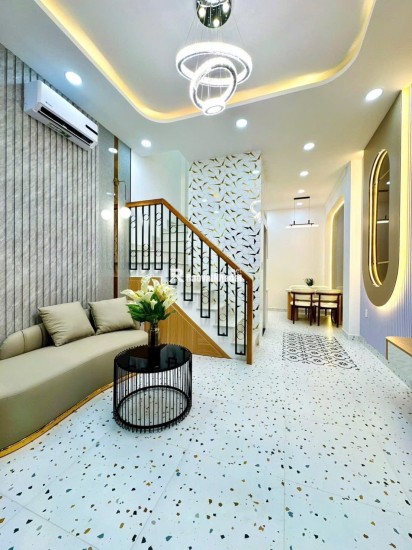 HIẾM! NHÀ ĐẸP SÁT MT PHÚ NHUẬN 27M2 - NHỈNH 5 ĐỒNG
