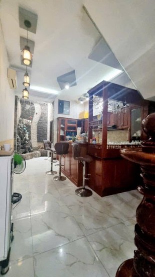 MÃ LÒ - BÌNH TÂN - MẶT TIỀN KD KHU TÊN LỬA - NỘI THẤT FULL GỖ XỊN (4x18m) 4 TẦNG - HẺM ÔTÔ 8M - NHỈNH XÍU 7 TỶ CÒN TL