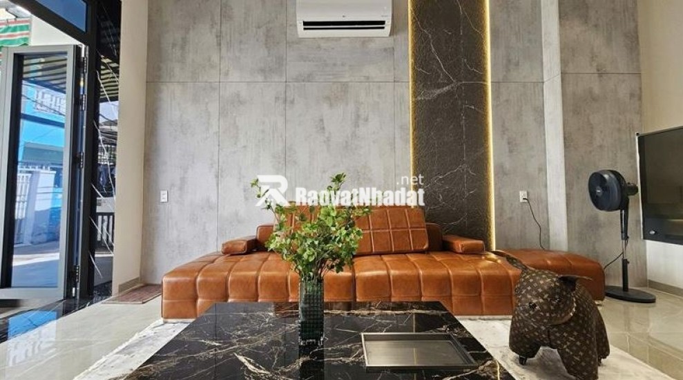 HUỲNH TẤN PHÁT, QUẬN 7 - BÁN NHÀ PHỐ GÓC 2 MẶT TIỀN THOÁNG MÁT, XÂY MỚI 100% - 70m2 - 4 TẦNG BTCT - NHỈNH 6 TỶ