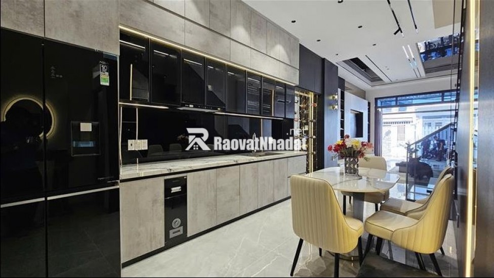 HUỲNH TẤN PHÁT, QUẬN 7 - BÁN NHÀ PHỐ GÓC 2 MẶT TIỀN THOÁNG MÁT, XÂY MỚI 100% - 70m2 - 4 TẦNG BTCT - NHỈNH 6 TỶ