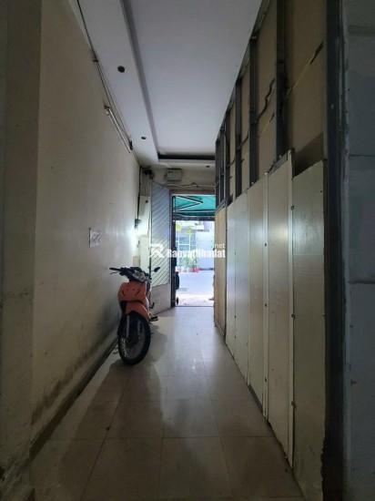 Bán Nhà Mặt Tiền 50 Trần Minh Quyền, Phường 11, Q10